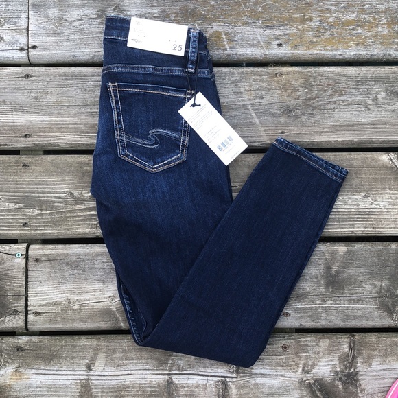 NWT Silver Jeans Tuesday Skinny Low Rise - Picture 3 of 11